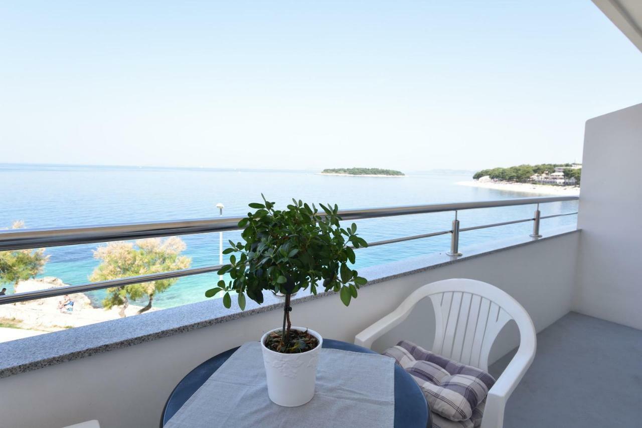 Apartments Brico Primošten Екстериор снимка