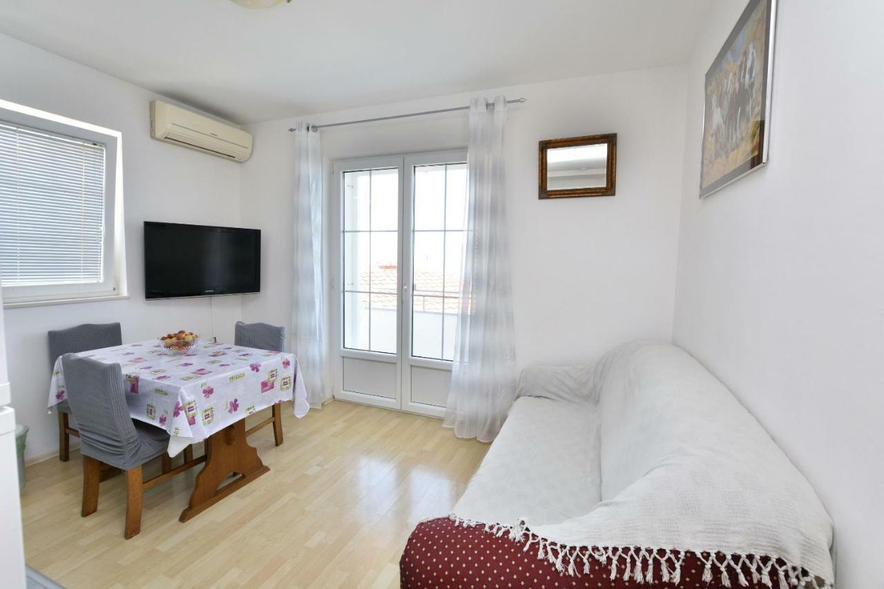 Apartments Brico Primošten Екстериор снимка