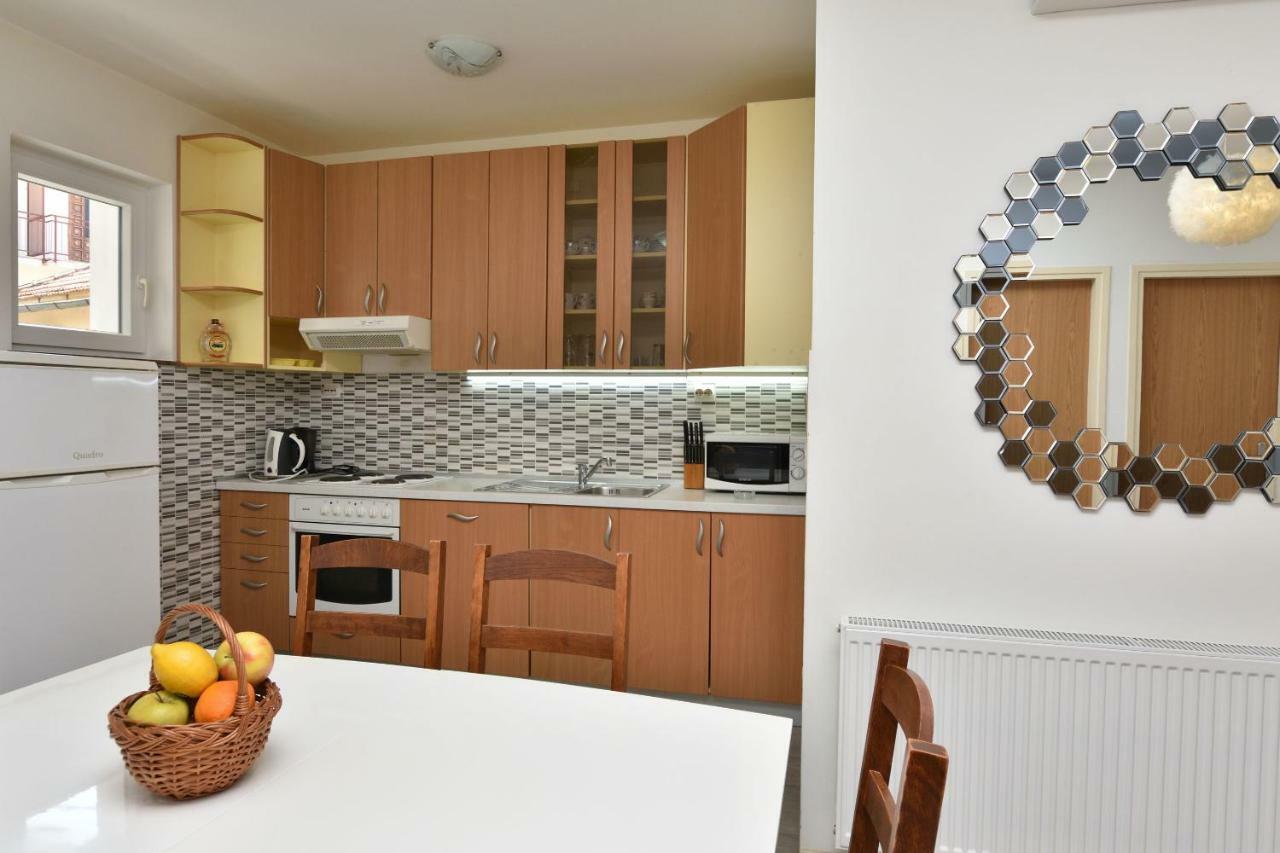 Apartments Brico Primošten Екстериор снимка
