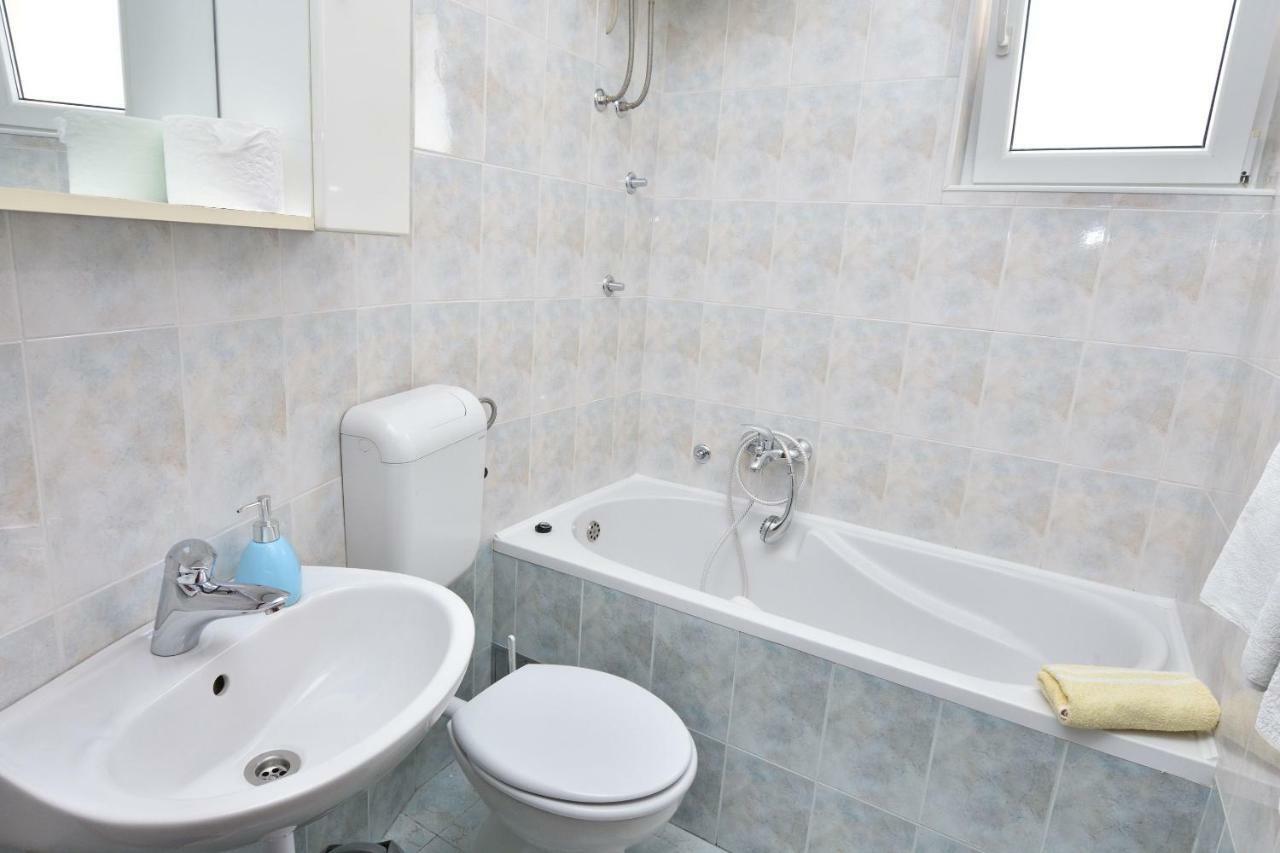 Apartments Brico Primošten Екстериор снимка