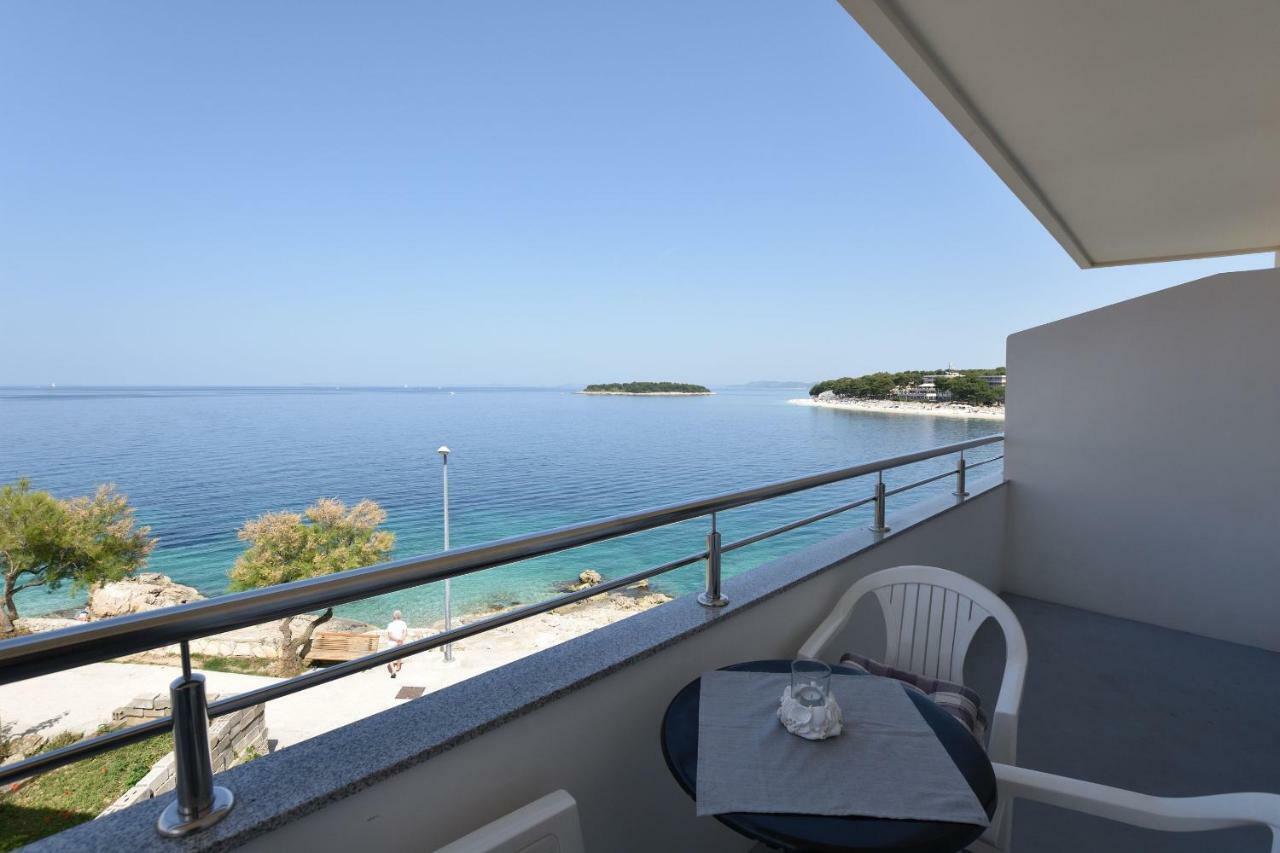 Apartments Brico Primošten Екстериор снимка