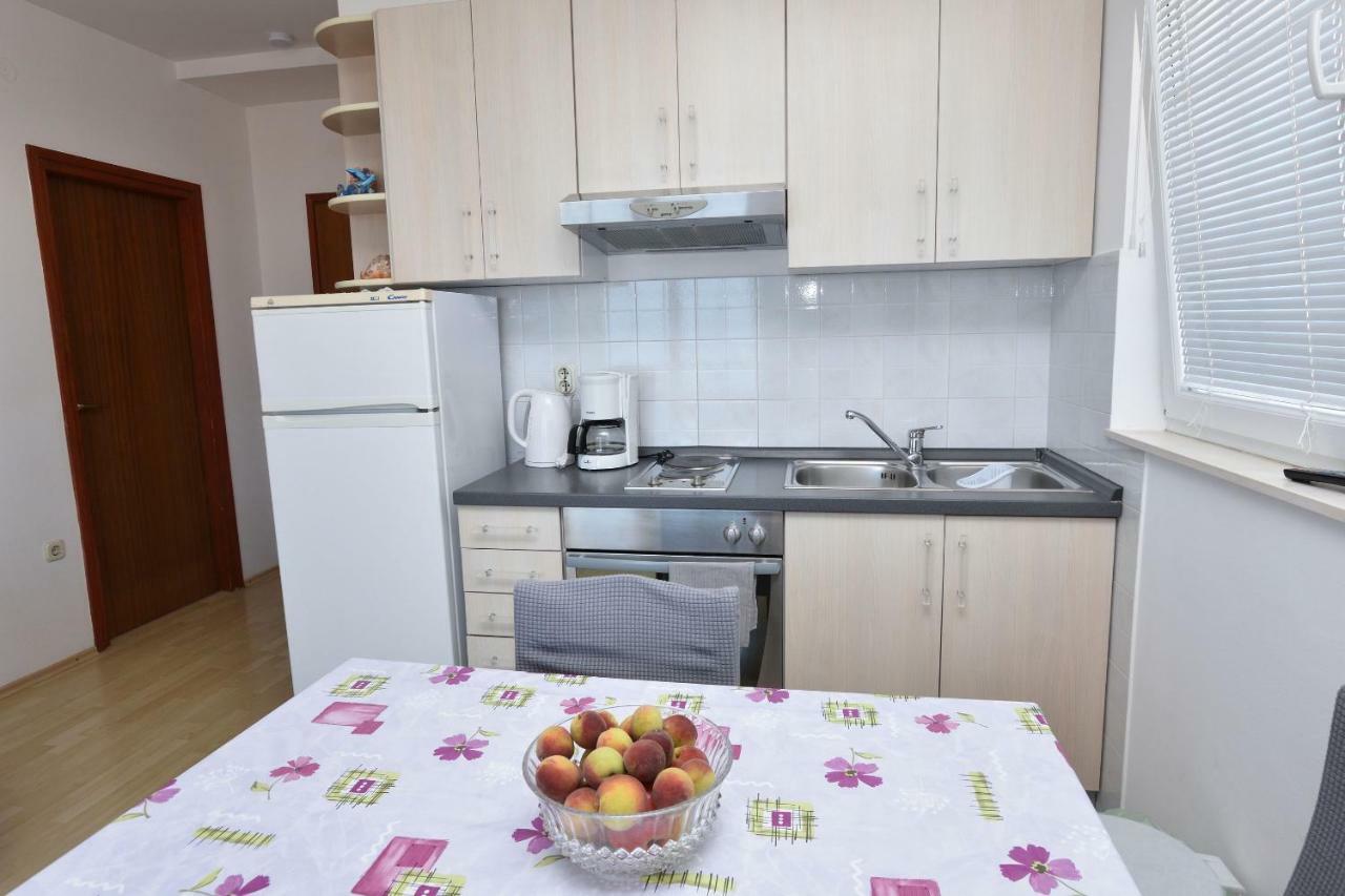 Apartments Brico Primošten Екстериор снимка