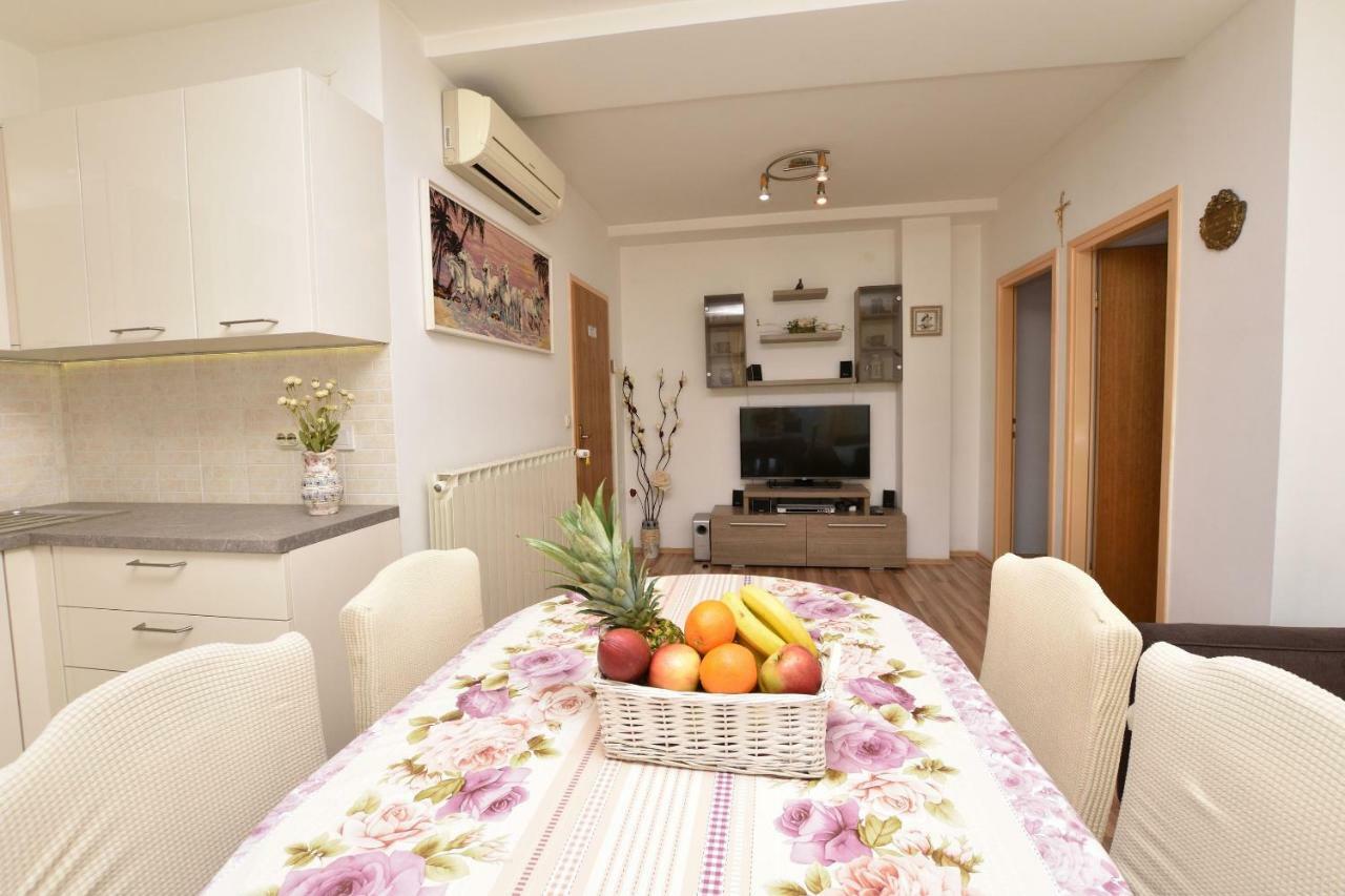 Apartments Brico Primošten Екстериор снимка