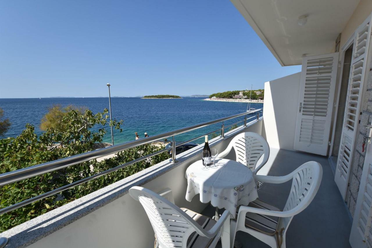 Apartments Brico Primošten Екстериор снимка