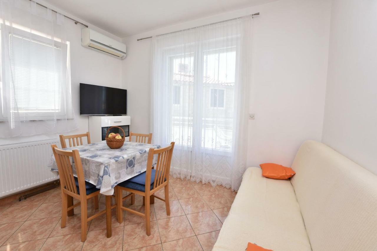 Apartments Brico Primošten Екстериор снимка